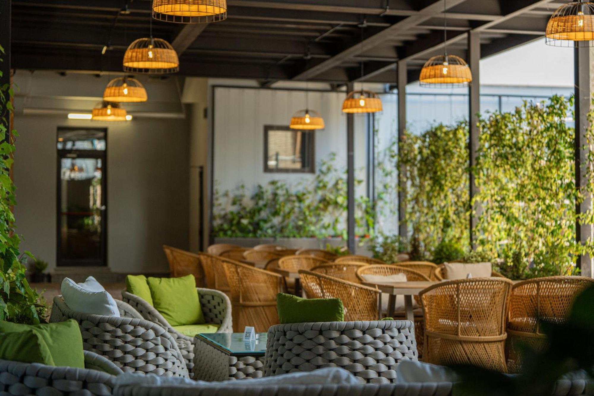 Holiday Inn Telavi By Ihg Екстериор снимка